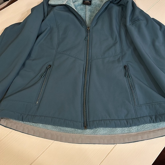 🌲 zeroxposur women’s soft shell jacket with faux fur lining - Picture 3 of 4